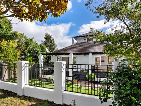 1/206 East Coast Road, Forrest Hill