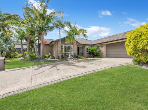 2 Harbourside Court, Beachlands