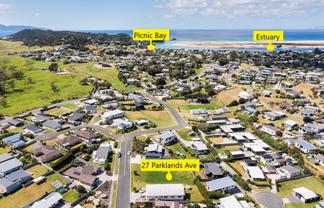 27 Parklands Avenue, Mangawhai Heads
