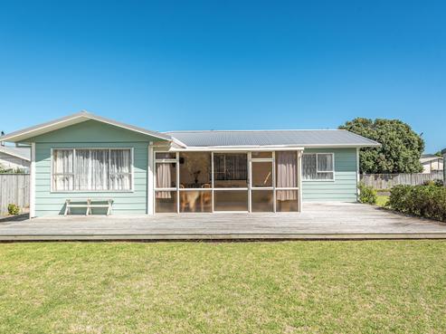 106 Hinau Street, Castlecliff