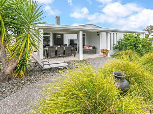 300 Port Road, Whangamata