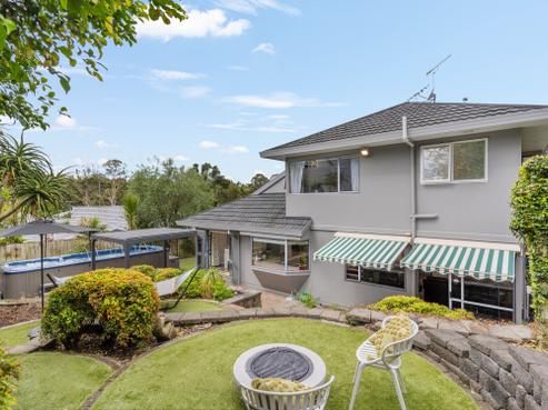 12 La Roche Place, Northcote