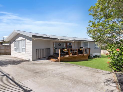 25 Riverpark Crescent, Henderson