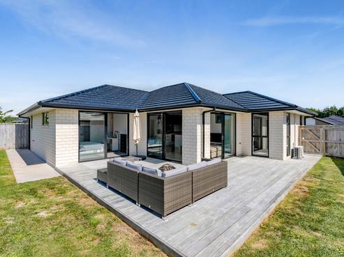 44 Aratapu Street, Waitara
