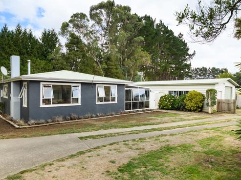 1112 Rangiotu Road, Himatangi
