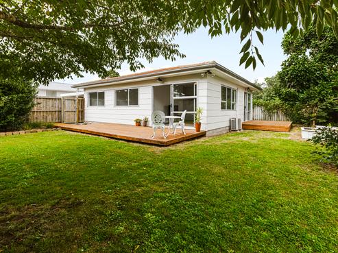 2/21 Harper Street, Papakura