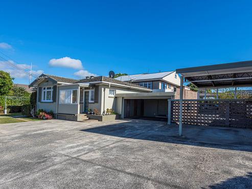 4/6 Dinniss Avenue, Regent