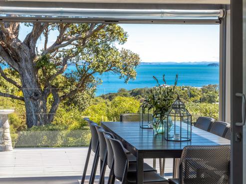 73 Crescent Road East, Ostend