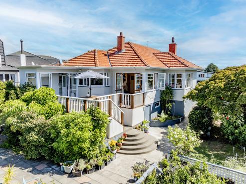 16 Napier Terrace, Napier Hill