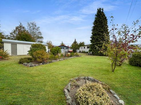 9 Maryburn Road, Twizel