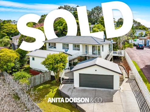 11 Babington Place, Torbay