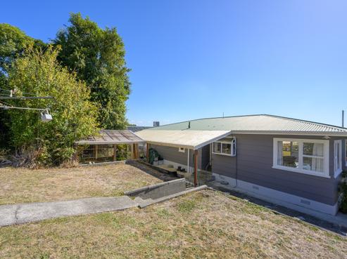 7 Middlebank Drive, Richmond