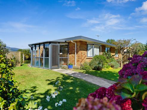 11B Alexander Place, Otaki