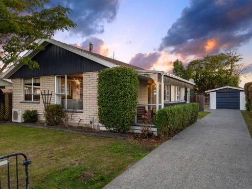 12 Malabar Crescent, Broomfield