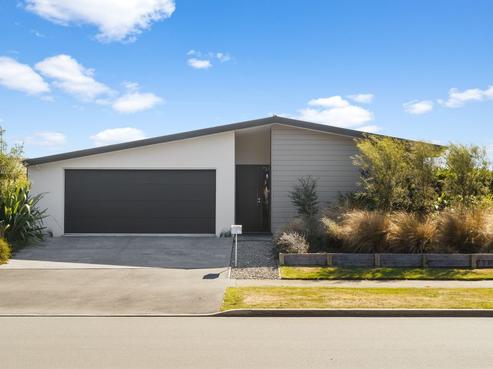 30 Liffey Springs Drive, Lincoln
