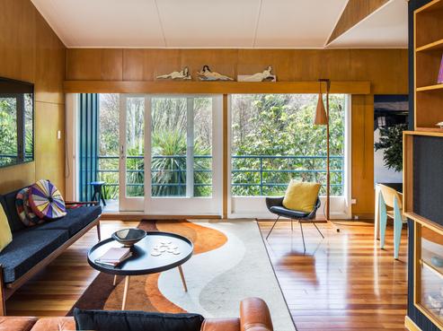 18 Churchill Drive, Wilton