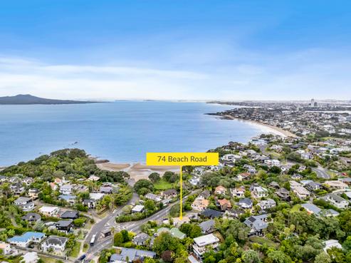 1/74 Beach Road, Castor Bay
