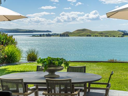 633 Riddell Road, Glendowie