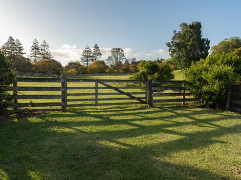 17 Golf Harbour Drive, Maunu