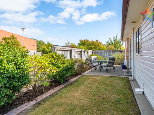37 Woodland Mews, Wainuiomata