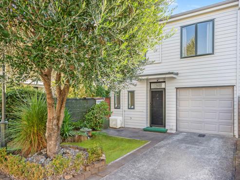 63/1 Ambrico Place, New Lynn