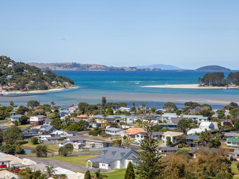 6 Mason Rise, Tairua