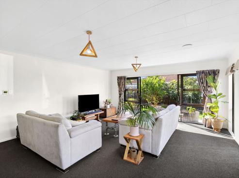 7 Sovereign Street, The Wood