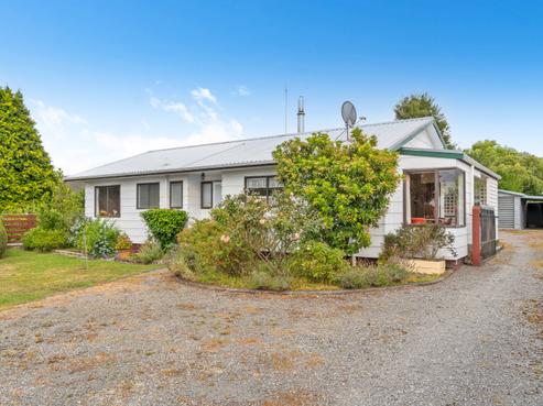 10 Farrier Grove, Featherston
