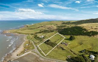 330 Colac Foreshore Road, Colac Bay