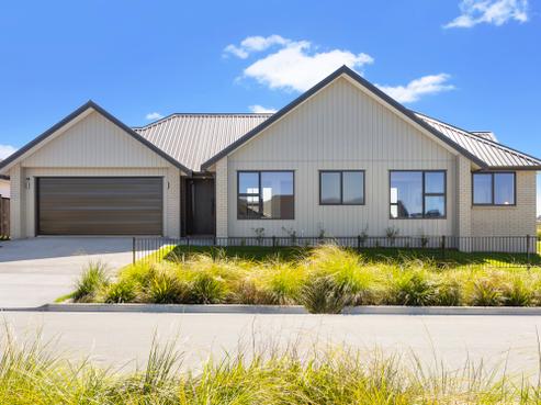 2 Moyle Street, Wainui
