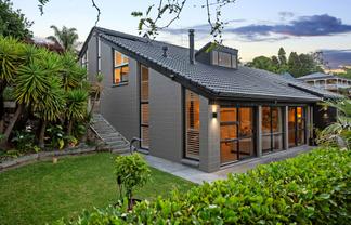 10 Elliot Street, Riverhead