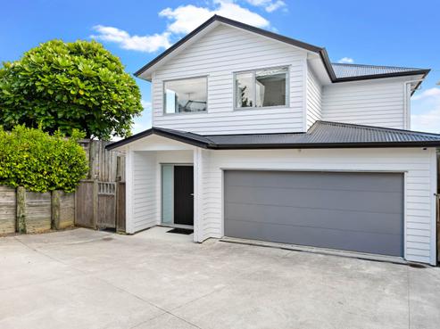 86B Pupuke Road, Hillcrest