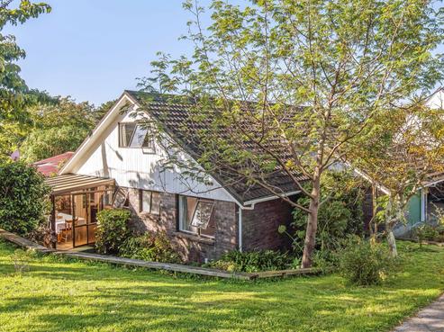 122A Matatua Road, Raumati Beach