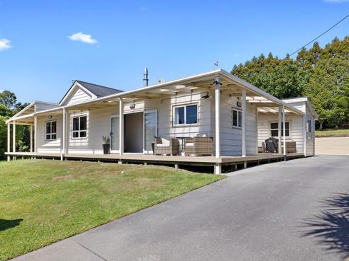 443 Albert Road, Korito
