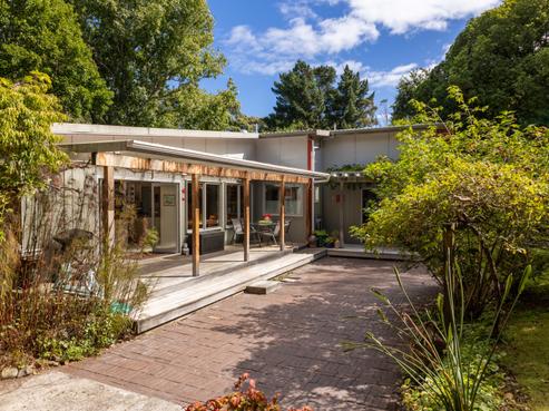 100 Leinster Avenue, Raumati South