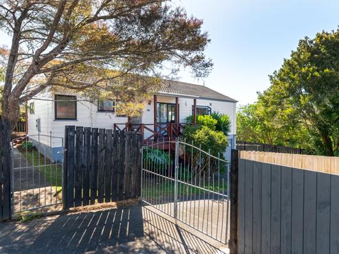 60A Solar Road, Glen Eden