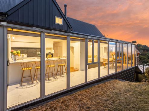 239 Cannon Hill Crescent, Mount Pleasant