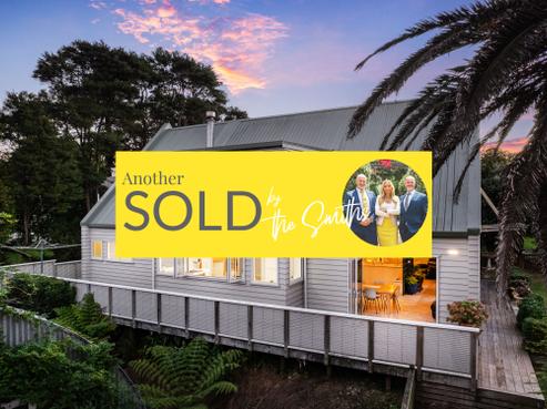 102 Atkinson Road, Titirangi