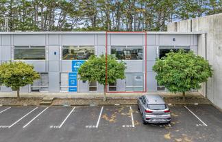 Unique office for investment or occupation