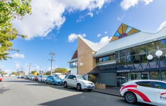 Light & Bright Takapuna Office 