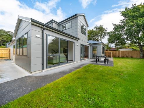 47C Heretaunga Square, Silverstream