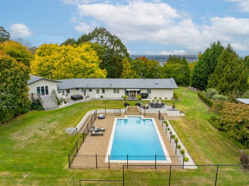 142 Gillespie Place, Acacia Bay