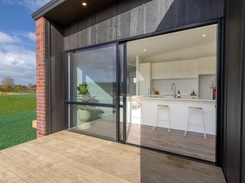 24 One Haruru Street, Cambridge