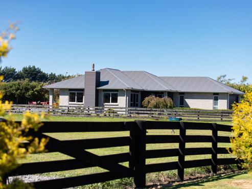 11 Adelaide Road, Dannevirke