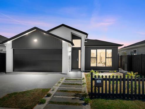 16 Milldale Drive, Wainui