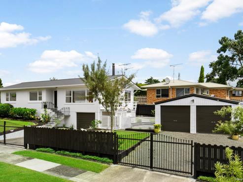 8 Childs Avenue, Pukekohe