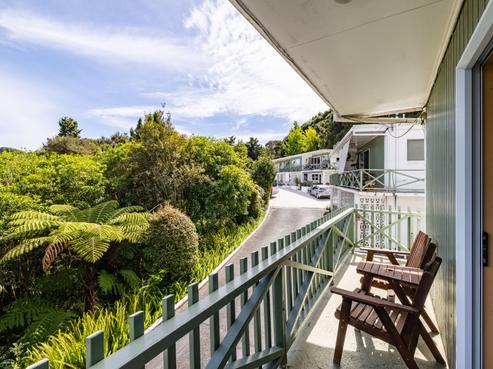 8/58 School Road, Paihia