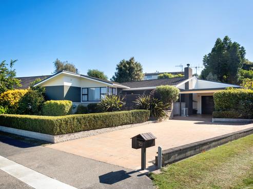 23 Kent Terrace, Taradale