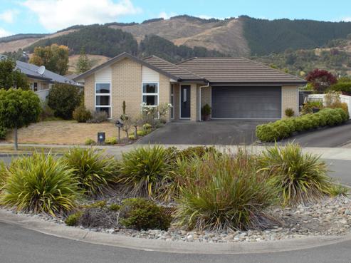 7 Melfield Place, Richmond