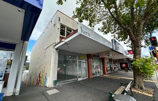 Vacant Retail Space Available Now!